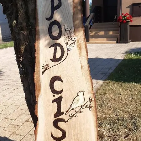 بيت للعطل Pod Cisem